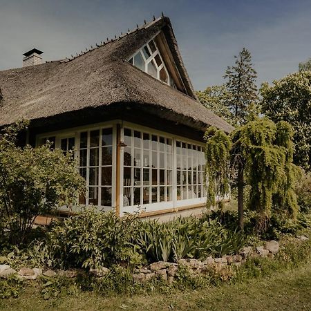 Muhu Tonise Talu Hotel Liiva  Kültér fotó