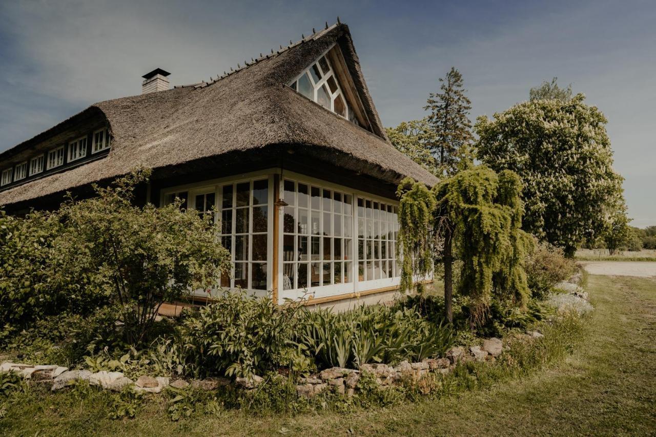 Muhu Tonise Talu Hotel Liiva  Kültér fotó