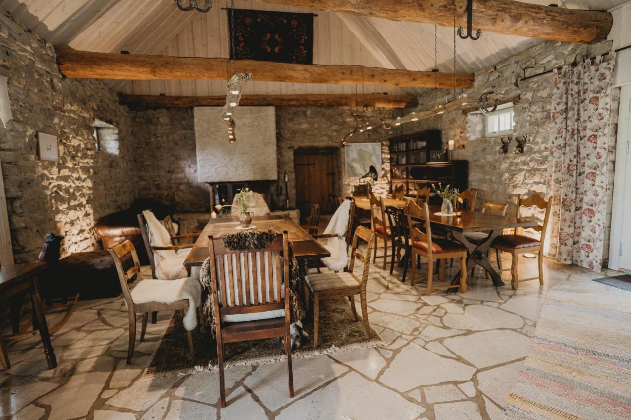 Muhu Tonise Talu Hotel Liiva  Kültér fotó