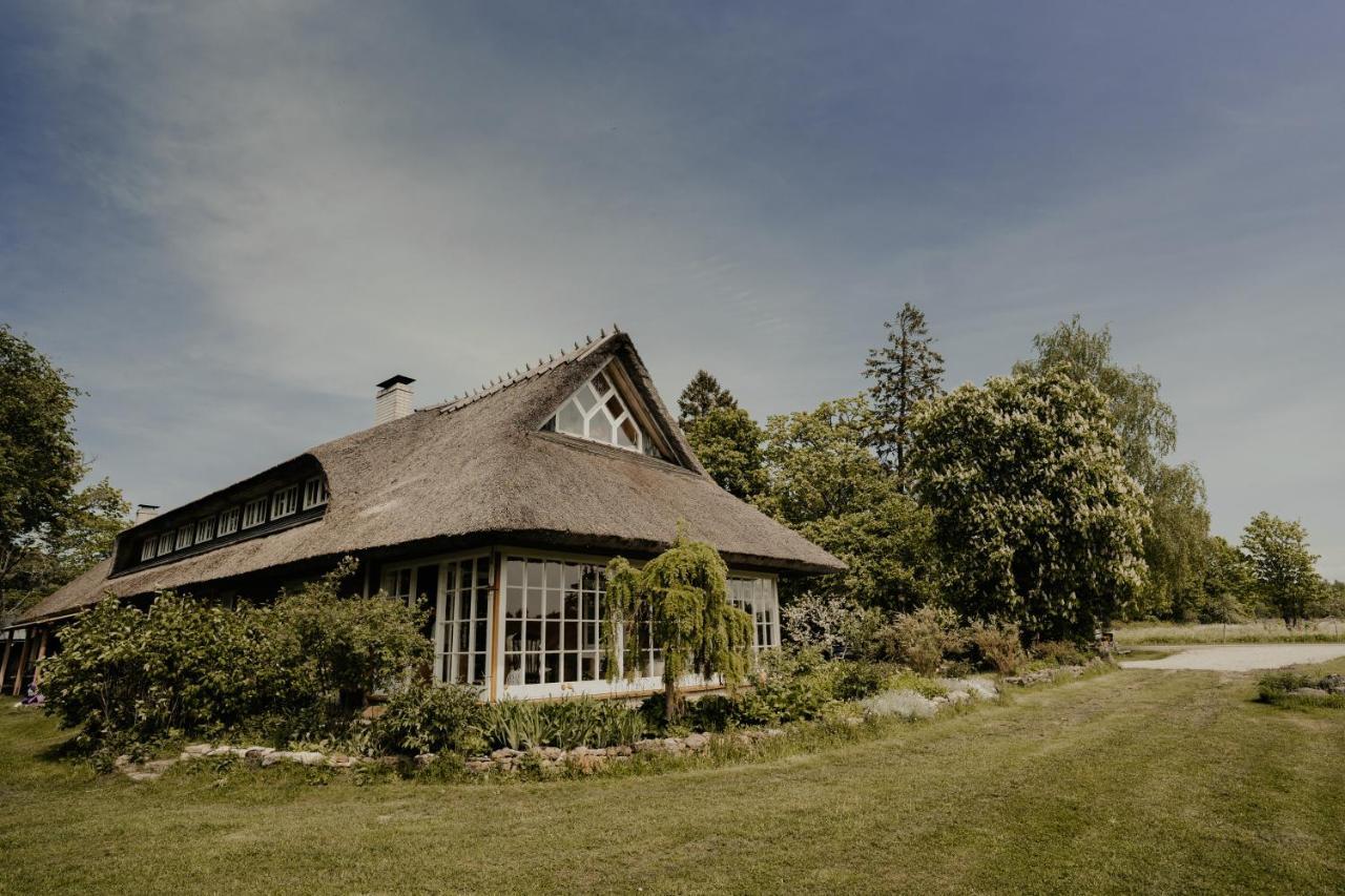 Muhu Tonise Talu Hotel Liiva  Kültér fotó